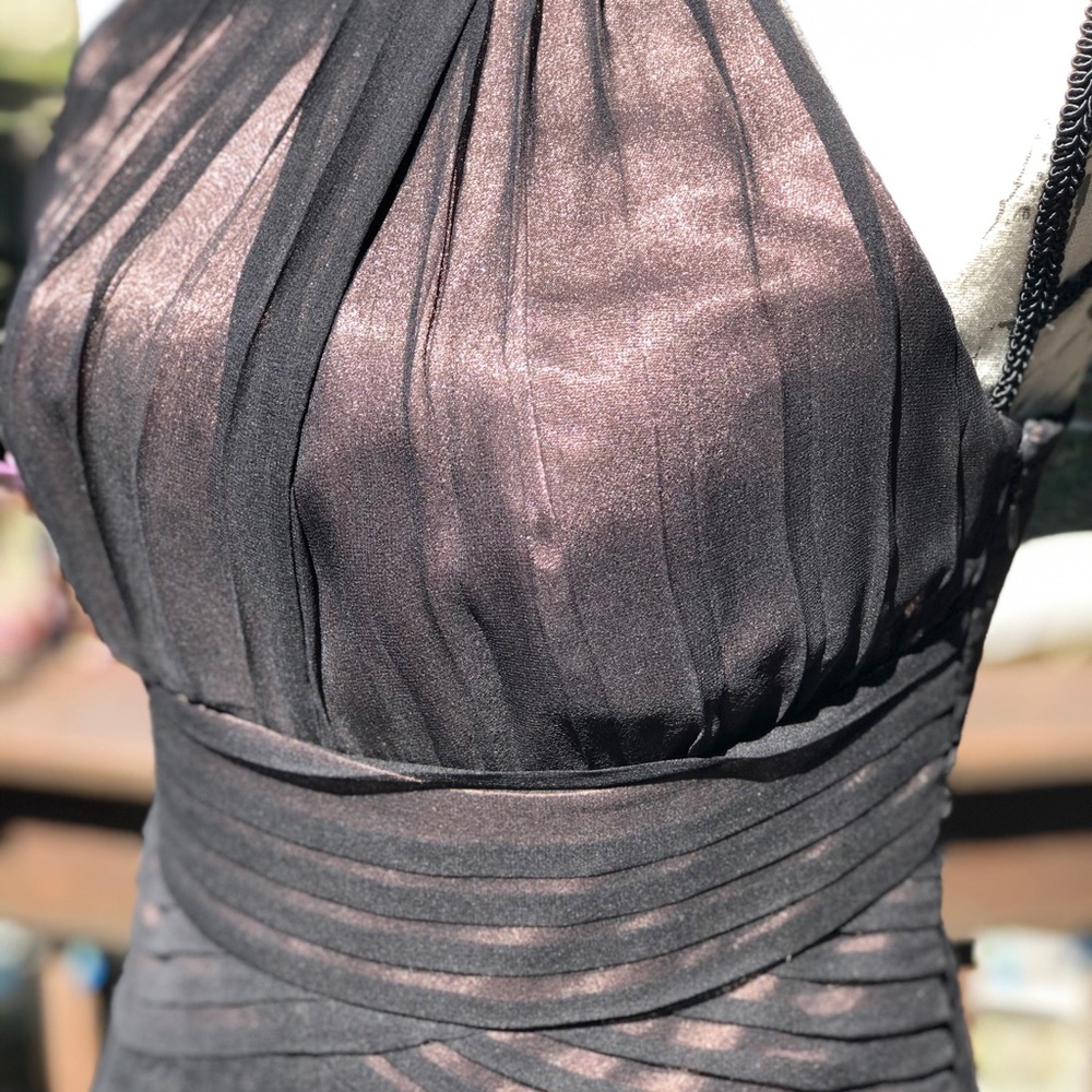Dress - Picture 8 of 8